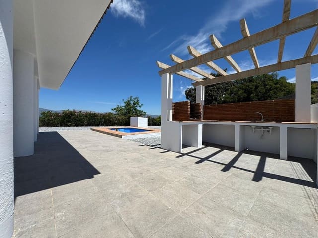 3 soverom Finca/Herregård til salgs i Cútar med svømmebasseng garasje - € 345 000 (Ref: 9896363)