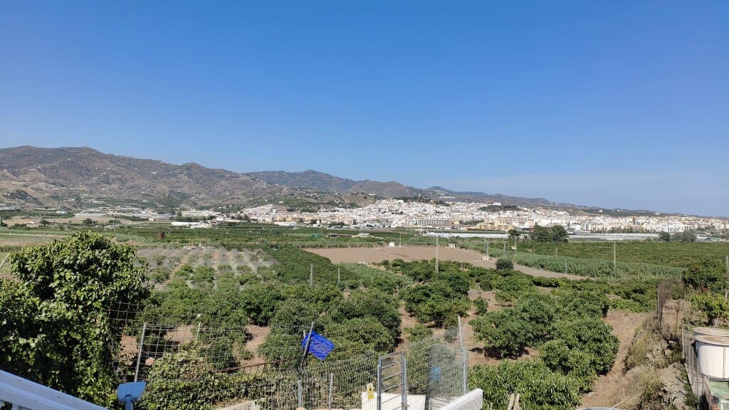 6 chambre Finca/Maison de Campagne à vendre à Velez-Malaga avec piscine - 350 000 € (Ref: 9903965)