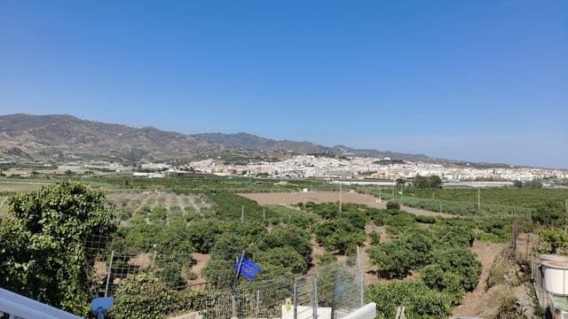 6 chambre Finca/Maison de Campagne à vendre à Vélez-Málaga - 350 000 € (Ref: 9903965)