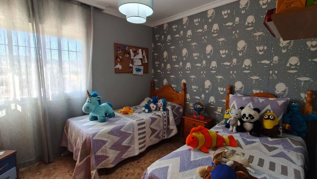 6 chambre Finca/Maison de Campagne à vendre à Velez-Malaga avec piscine - 350 000 € (Ref: 9903965)