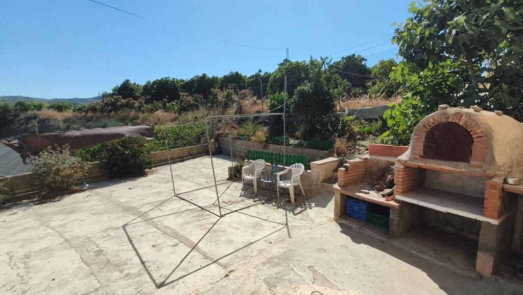 6 chambre Finca/Maison de Campagne à vendre à Velez-Malaga avec piscine - 350 000 € (Ref: 9903965)