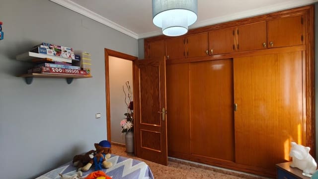 6 chambre Finca/Maison de Campagne à vendre à Vélez-Málaga - 350 000 € (Ref: 9903965)