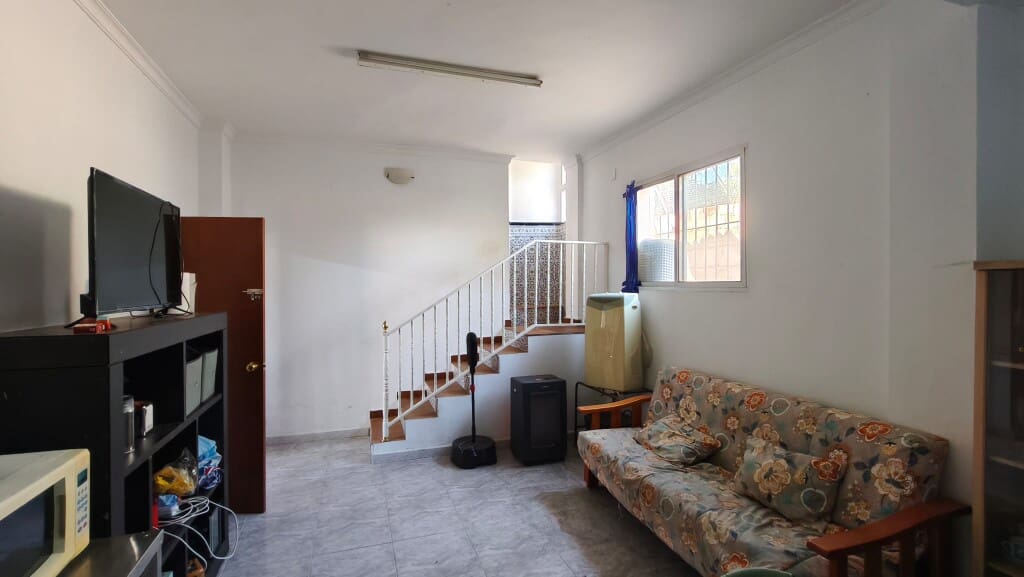 6 chambre Finca/Maison de Campagne à vendre à Velez-Malaga avec piscine - 350 000 € (Ref: 9903965)