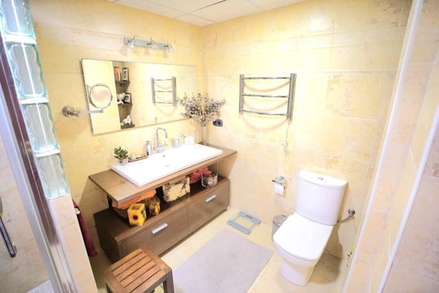 3 sovrum Lägenhet till salu i Pinares de Olletas, Málaga stad med pool - 660 000 € (Ref: 9906930)