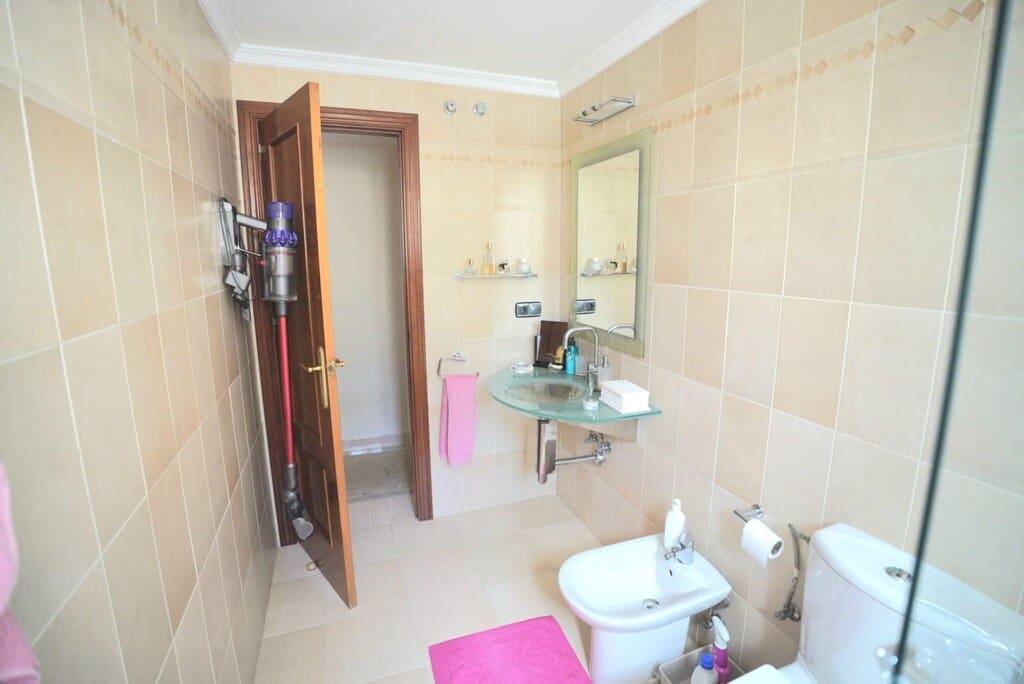 3 sovrum Lägenhet till salu i Malaga stad med pool - 660 000 € (Ref: 9906930)