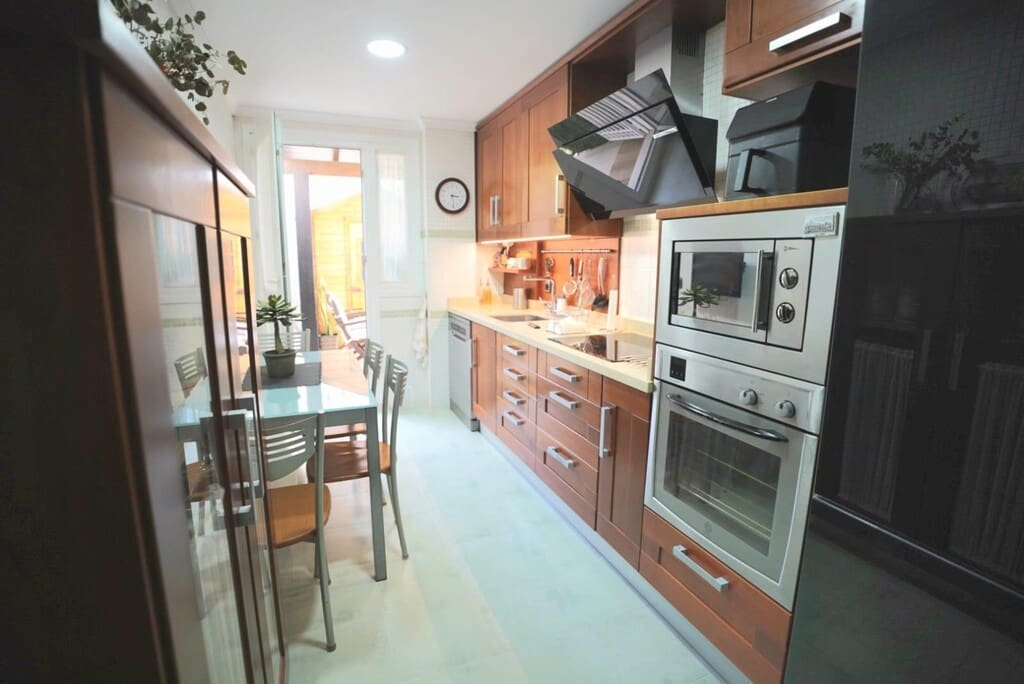 3 sovrum Lägenhet till salu i Malaga stad med pool - 660 000 € (Ref: 9906930)