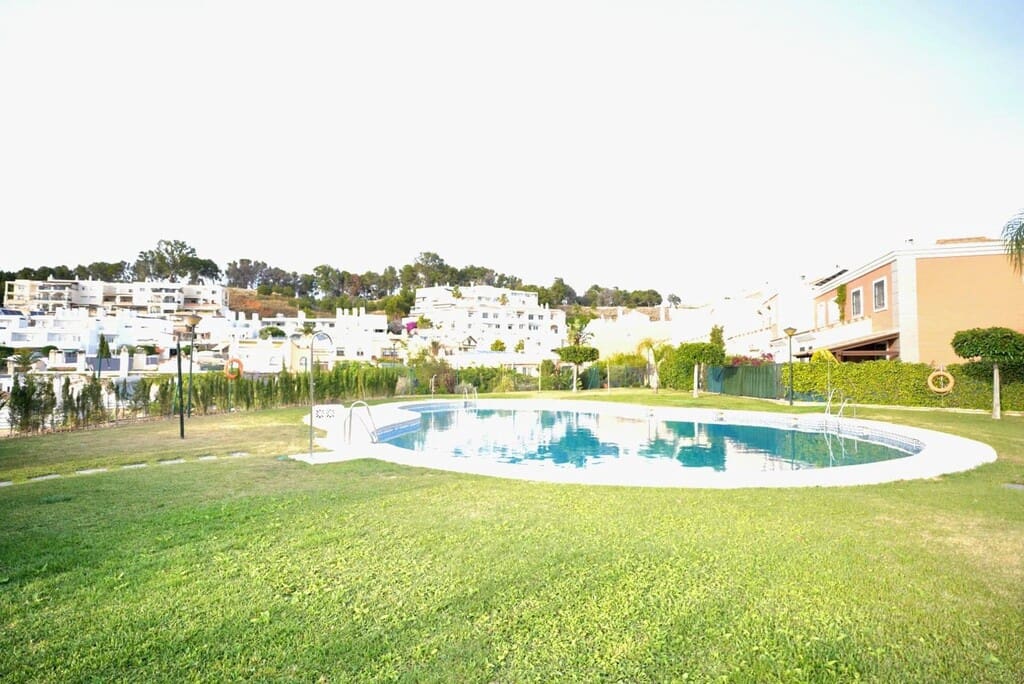3 sovrum Lägenhet till salu i Malaga stad med pool garage - 660 000 € (Ref: 9906930)