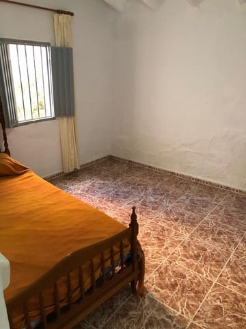 3 bedroom Townhouse for sale in Almáchar - € 62,300 (Ref: 9912701)