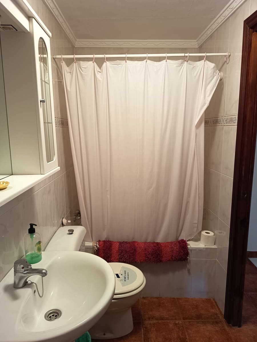 3 soveværelse Byhus til salg i Canillas de Albaida - € 99.900 (Ref: 9935991)