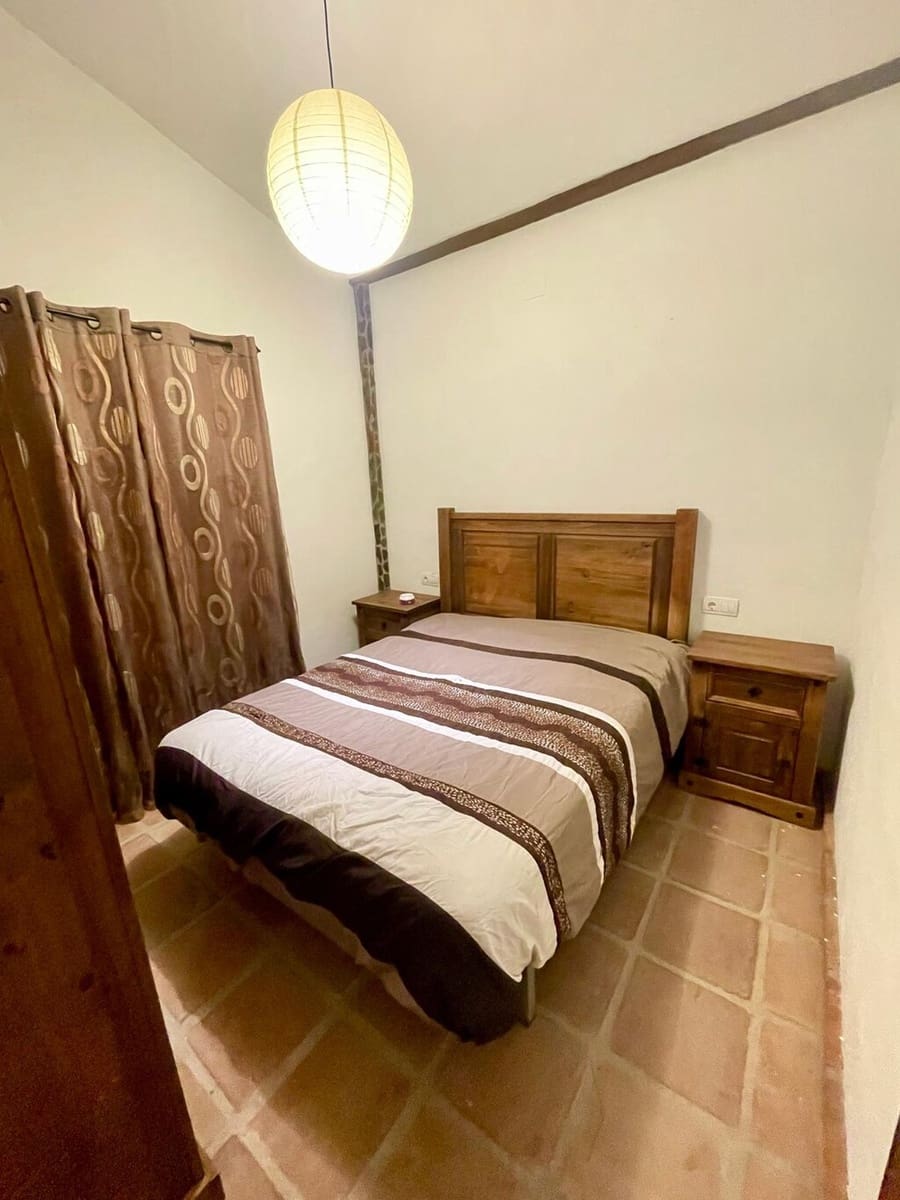 Finca/Country House for sale in Caleta de Velez - € 398,000 (Ref: 9935992)