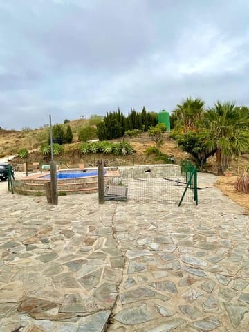 Finca/Casa di Campagna in vendita in Caleta de Vélez, Vélez-Málaga - 398.000 € (Rif: 9935992)