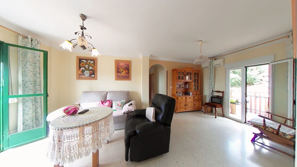 3 makuuhuone Omakotitalo myytävänä paikassa Canillas de Aceituno - 140 000 € (Ref: 9974928)