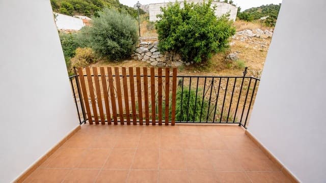 3 sypialnia Dom na sprzedaż w Canillas de Aceituno - 140 000 € (Ref: 9974928)