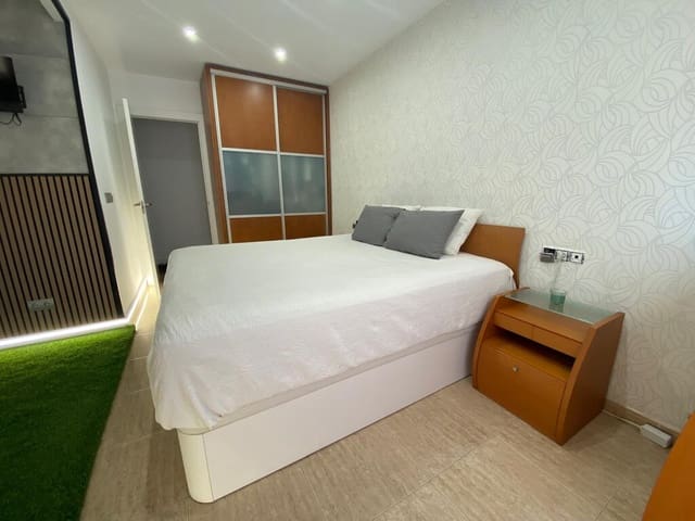 2 soveværelse Lejlighed til salg i Vélez-Málaga - € 259.000 (Ref: 9976875)