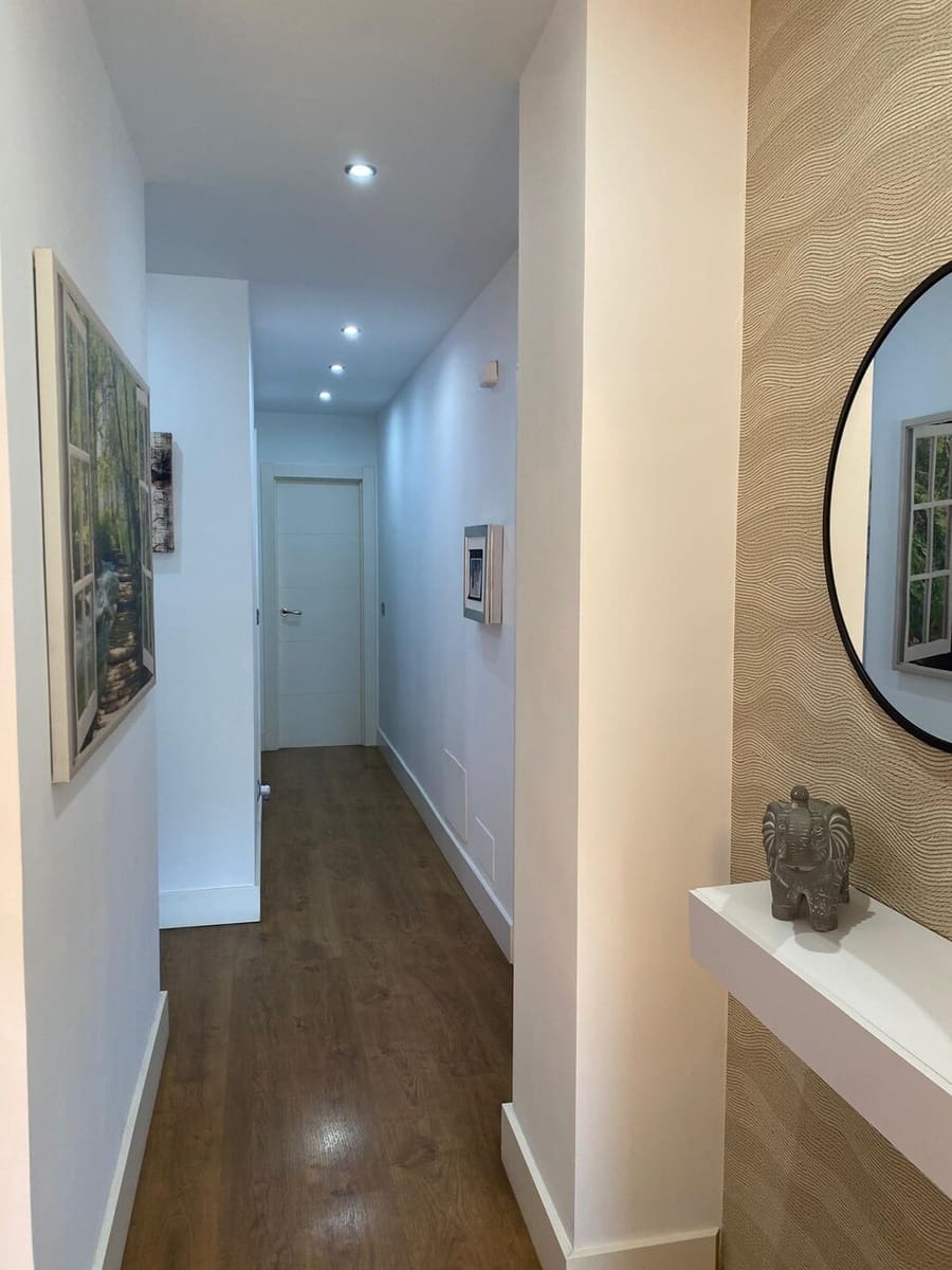 2 soveværelse Lejlighed til salg i Velez-Malaga - € 259.000 (Ref: 9976875)