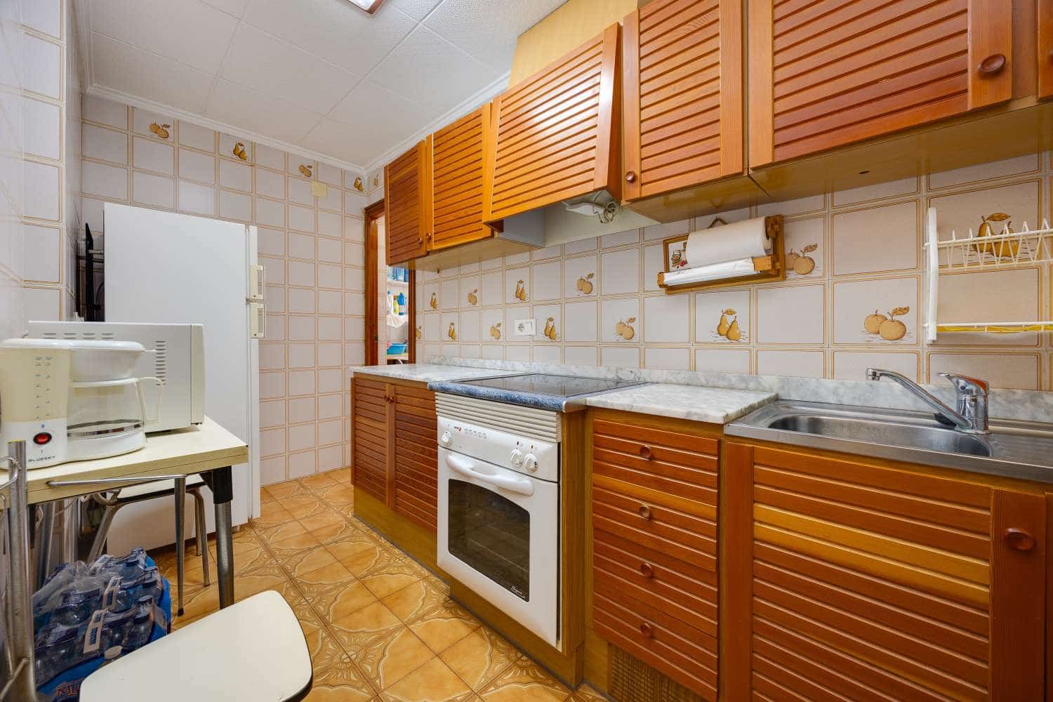 3 soveværelse Lejlighed til salg i Torrevieja med swimmingpool - € 256.000 (Ref: 10003549)