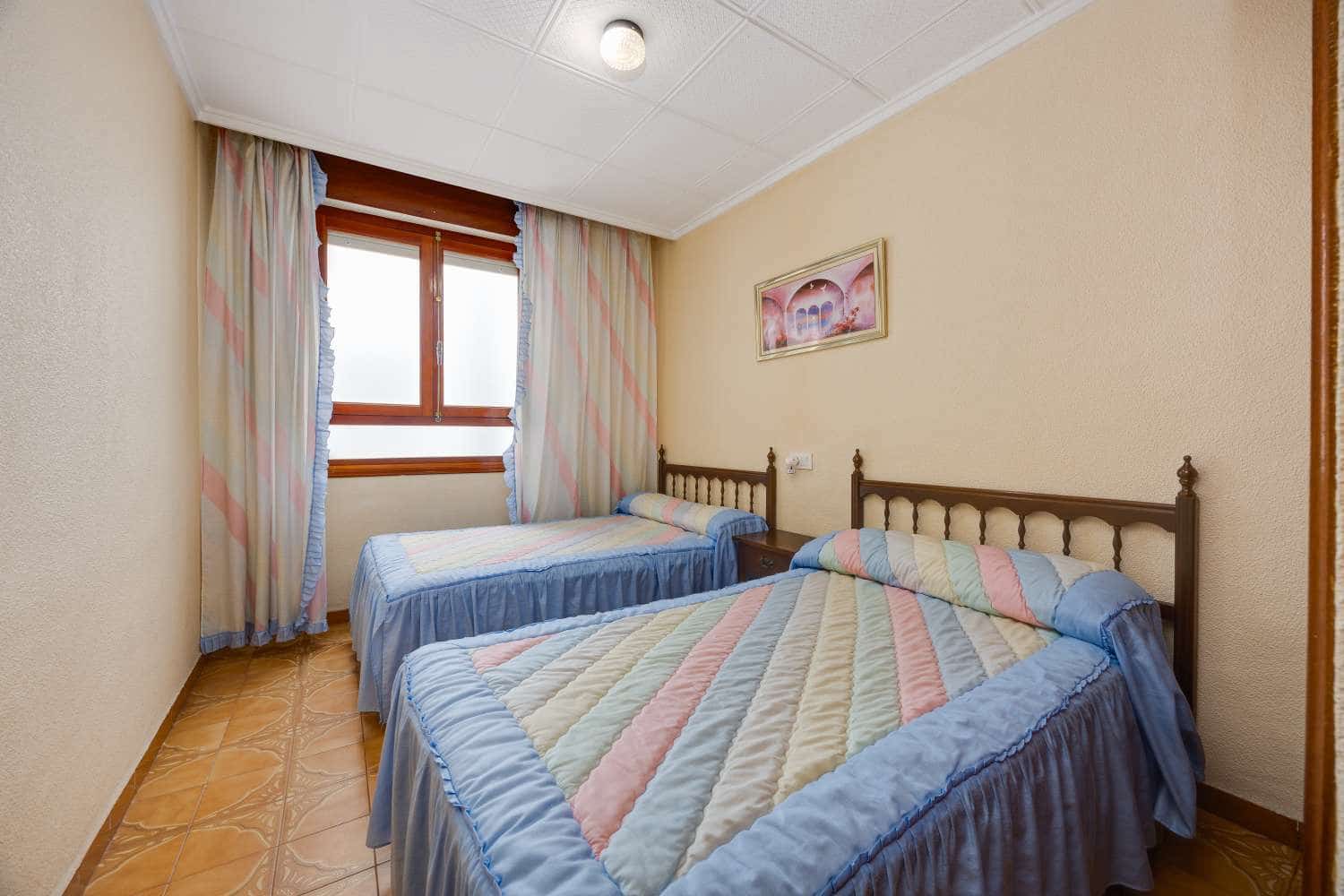 3 soveværelse Lejlighed til salg i Torrevieja med swimmingpool - € 256.000 (Ref: 10003549)