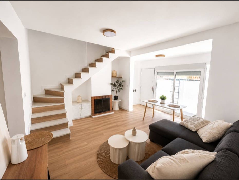 3 soveværelse Lejlighed til salg i Los Altos med swimmingpool - € 239.000 (Ref: 10003550)