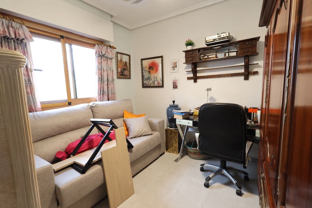 2 soverom Leilighet til salgs i Torrevieja - € 170 000 (Ref: 10003551)