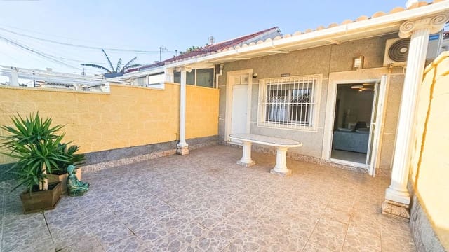 2 soveværelse Rækkehus til salg i El Chaparral, Torrevieja - € 125.000 (Ref: 10005205)