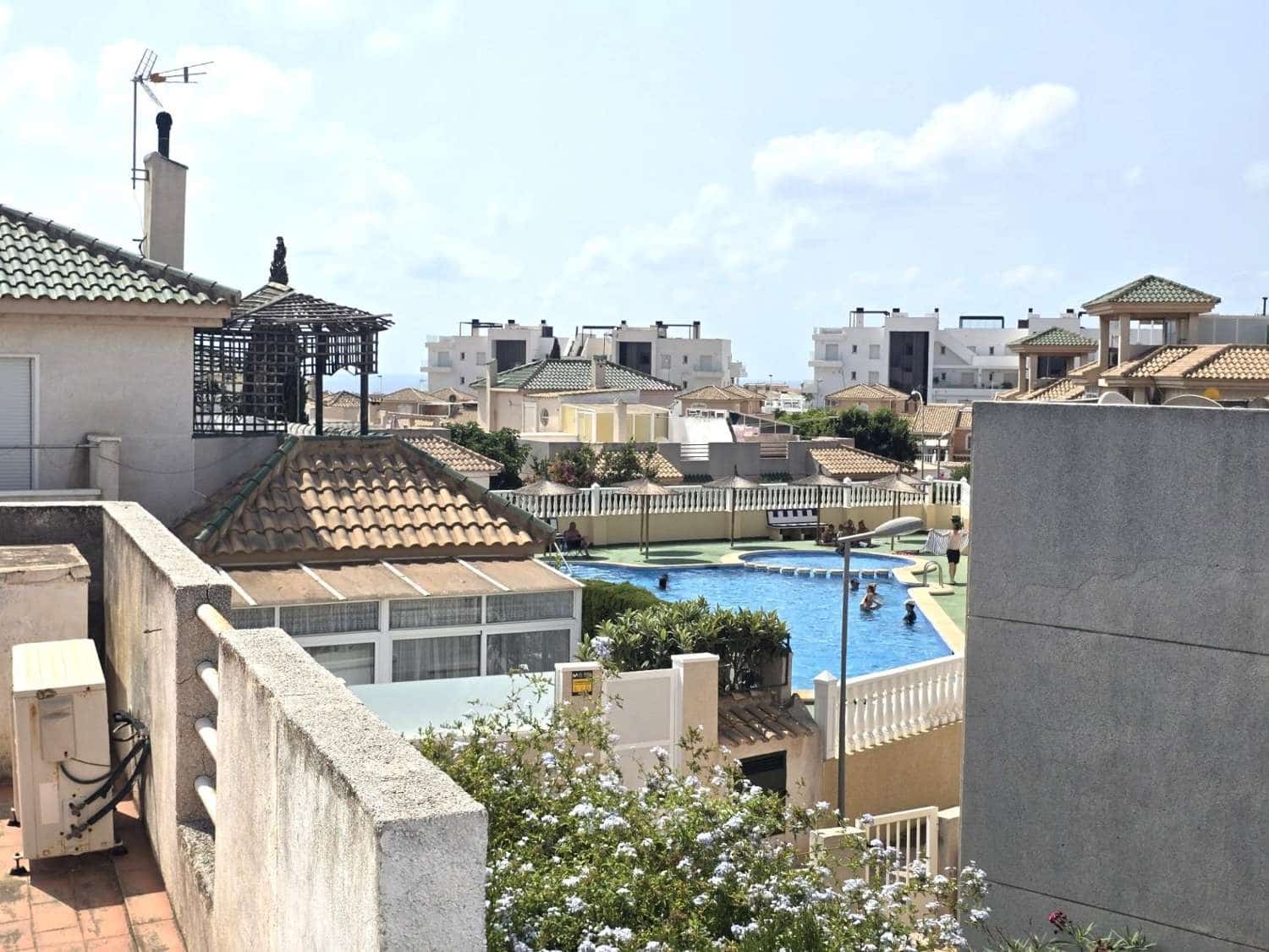 3 soveværelse Rækkehus til salg i Los Altos med swimmingpool - € 290.000 (Ref: 10005206)