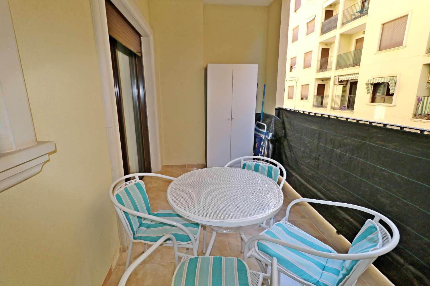 2 soveværelse Lejlighed til salg i Torrevieja med garage - € 169.000 (Ref: 10005208)