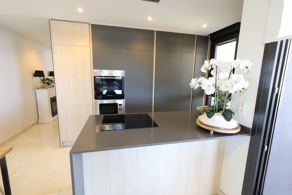 3 bedroom Apartment for sale in Orihuela Costa with pool garage - € 485,000 (Ref: 10011095)