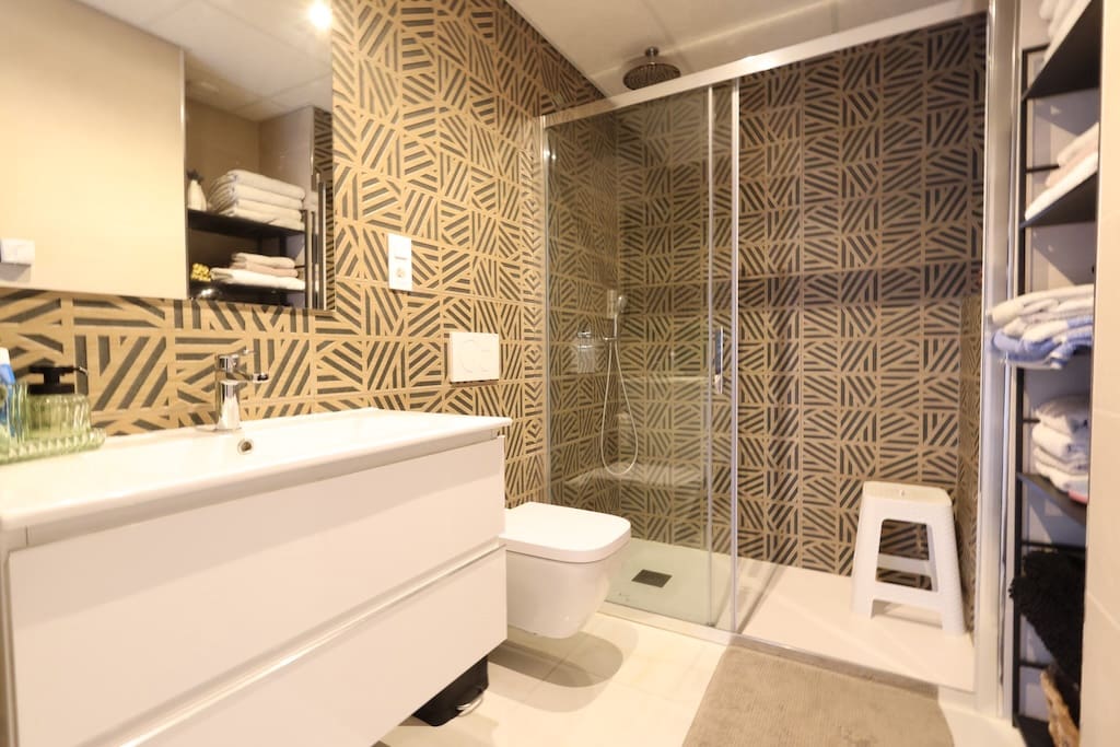 3 bedroom Apartment for sale in Orihuela Costa with pool garage - € 485,000 (Ref: 10011095)