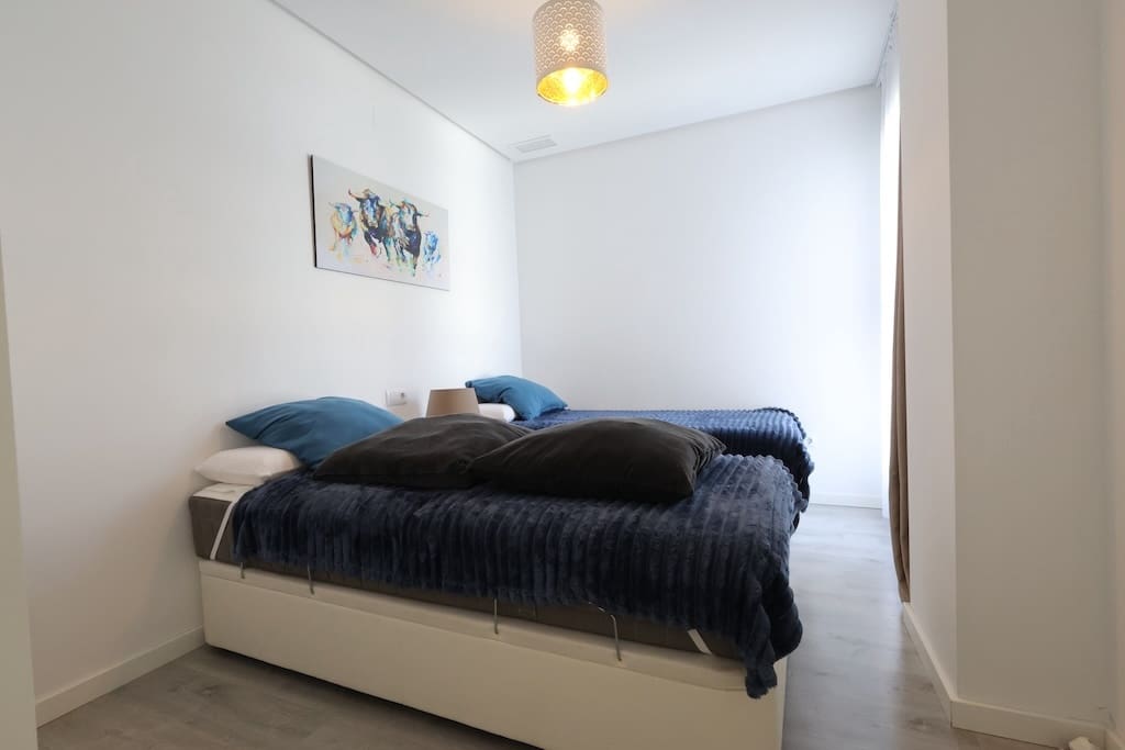2 soveværelse Lejlighed til salg i Orihuela Costa med swimmingpool garage - € 289.000 (Ref: 10011096)