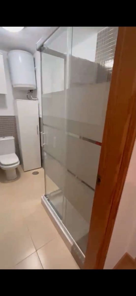 Apartamento de 2 habitaciones en Torrevieja en venta con piscina garaje - 127.000 € (Ref: 10012943)