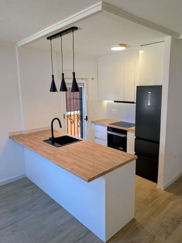Adosado de 3 habitaciones en La Florida, Orihuela en venta con piscina - 259.000 € (Ref: 10012944)