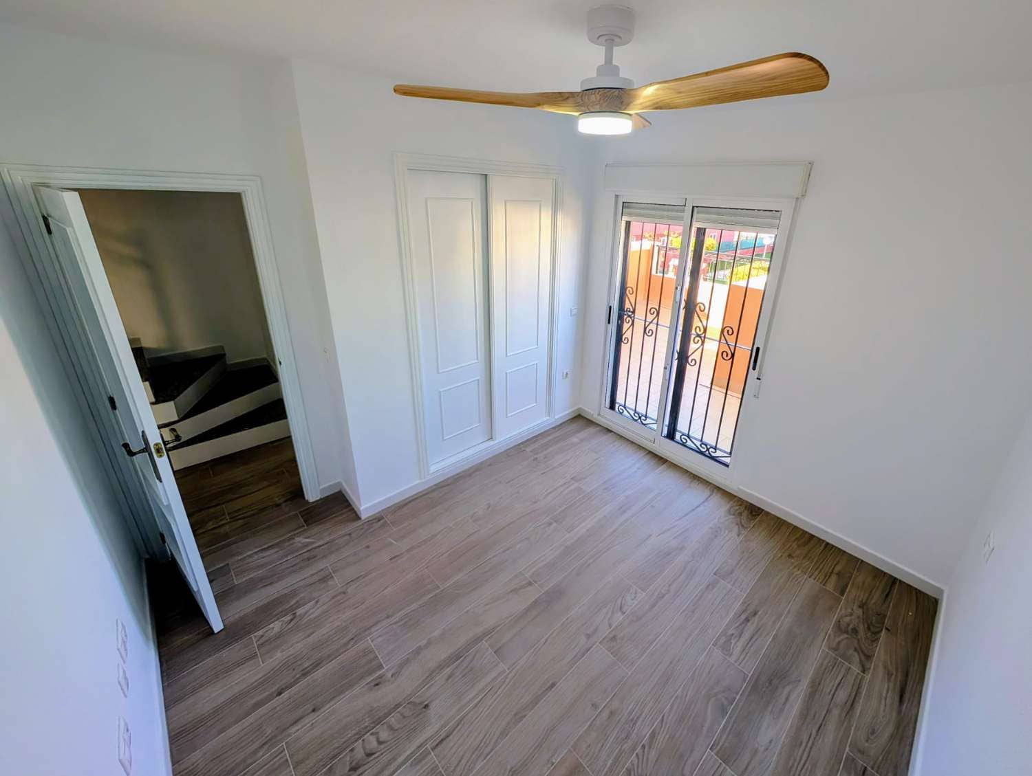 Adosado de 3 habitaciones en Orihuela Costa en venta con piscina - 259.000 € (Ref: 10012944)