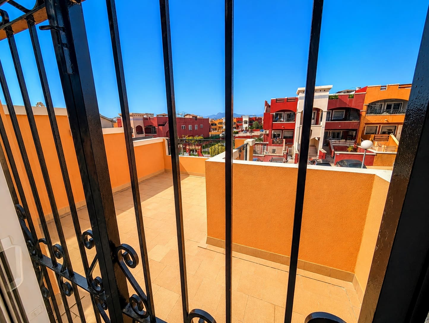 Adosado de 3 habitaciones en Orihuela Costa en venta con piscina - 259.000 € (Ref: 10012944)
