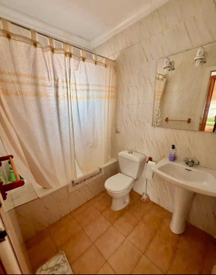 3 makuuhuone Asunto myytävänä paikassa Torrevieja - 219 000 € (Ref: 10022101)
