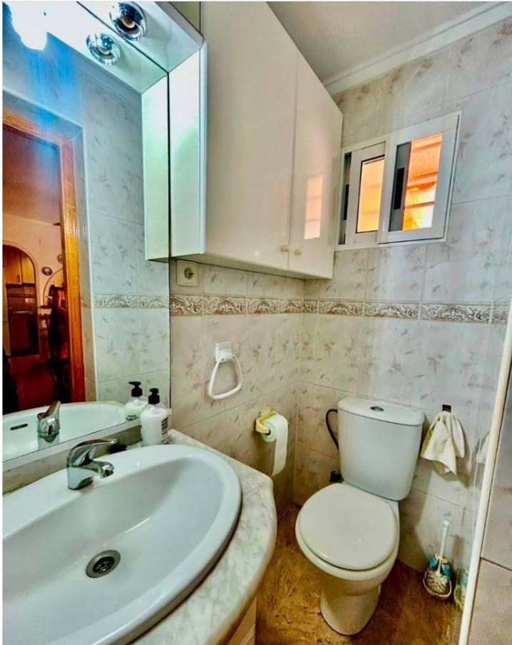 3 makuuhuone Asunto myytävänä paikassa Torrevieja - 219 000 € (Ref: 10022101)