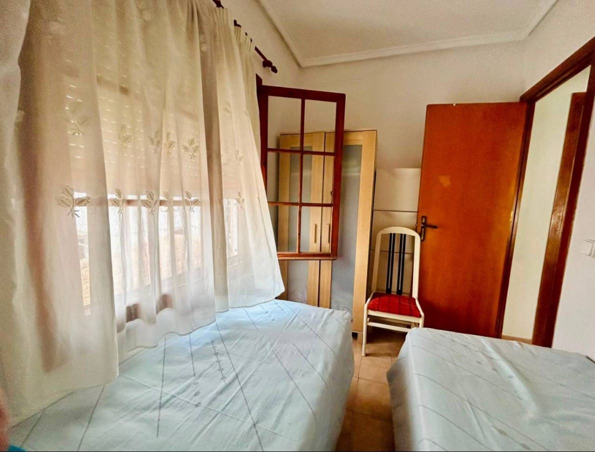 3 makuuhuone Asunto myytävänä paikassa Torrevieja - 219 000 € (Ref: 10022101)