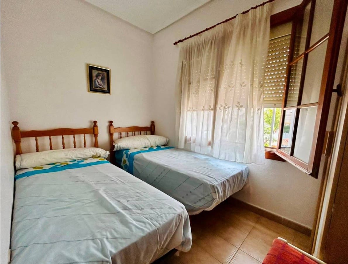 3 makuuhuone Asunto myytävänä paikassa Torrevieja - 219 000 € (Ref: 10022101)