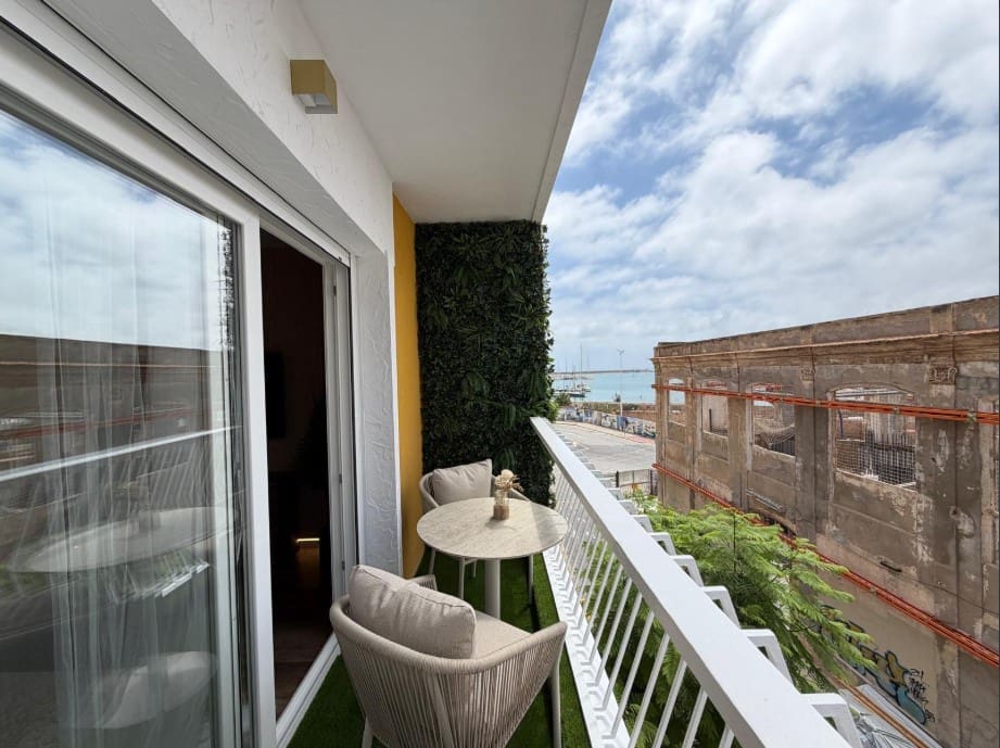 3 slaapkamer Appartement te koop in Torrevieja - € 269.900 (Ref: 10022102)