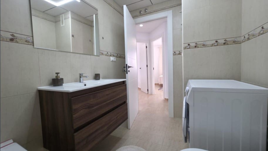 3 soverom Leilighet til salgs i Torrevieja - € 189 900 (Ref: 10022103)
