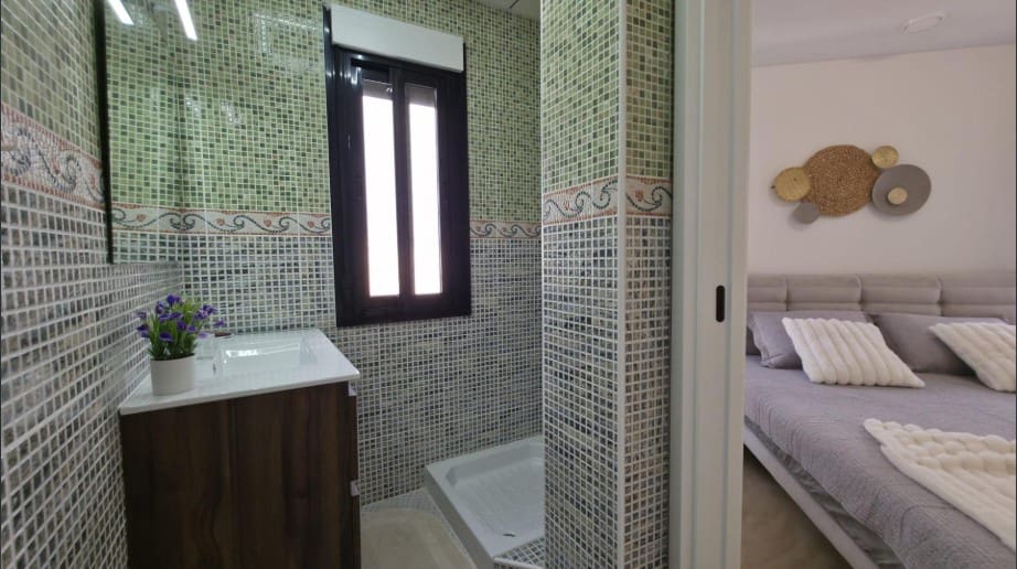 3 soverom Leilighet til salgs i Torrevieja - € 189 900 (Ref: 10022103)
