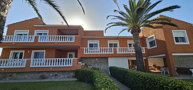 6 makuuhuone Huvila myytävänä paikassa La Veleta, Torrevieja - 1 100 000 € (Ref: 10023666)