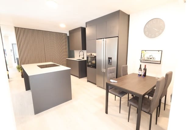 3 soveværelse Lejlighed til salg i Centro - Muelle Pesquero, Torrevieja - € 349.000 (Ref: 10025224)