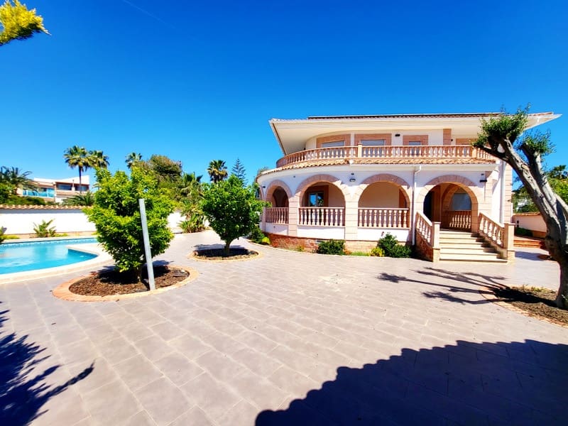 4 Zimmer Villa zu verkaufen in Ciudad Quesada mit Pool Garage - 859.000 € (Ref: 10035014)