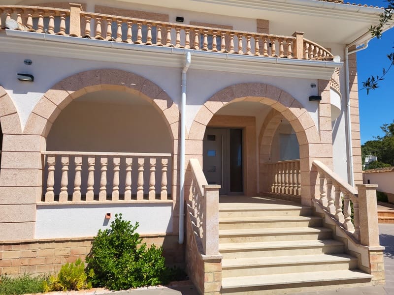 4 Zimmer Villa zu verkaufen in Ciudad Quesada mit Pool Garage - 859.000 € (Ref: 10035014)
