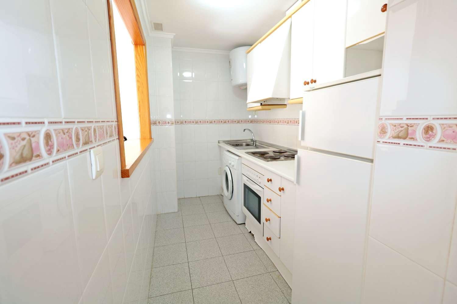 2 soverom Leilighet til salgs i Torrevieja - € 154 500 (Ref: 10035015)