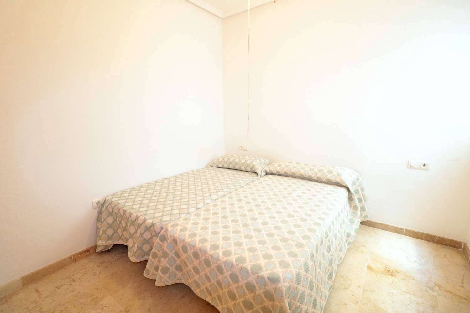 2 soverom Leilighet til salgs i Torrevieja - € 154 500 (Ref: 10035015)