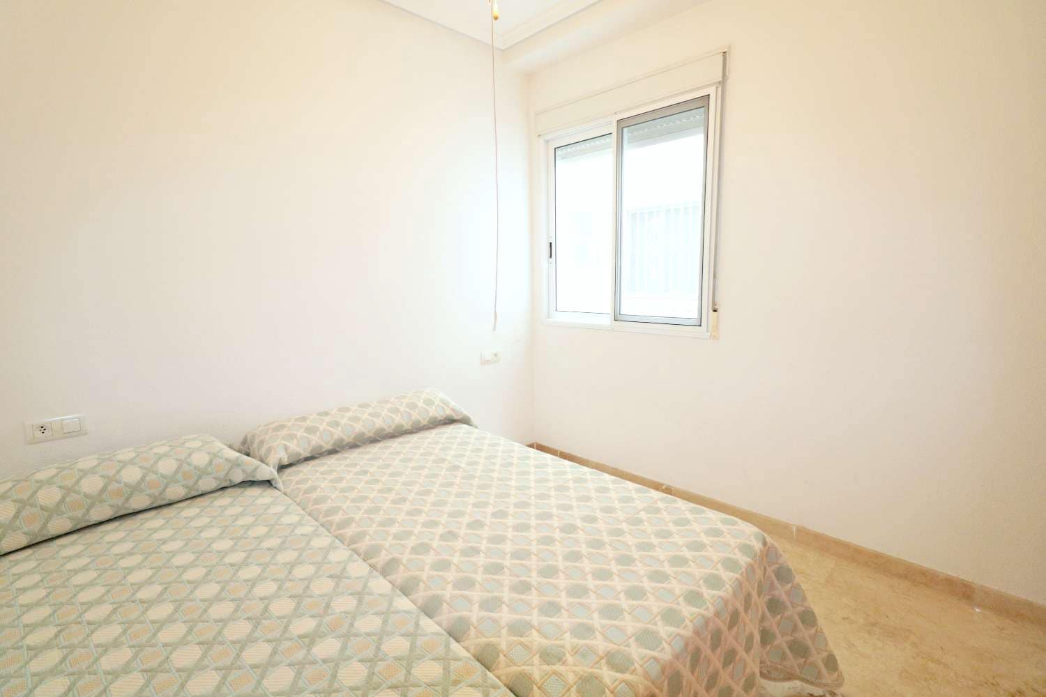 2 soverom Leilighet til salgs i Torrevieja - € 154 500 (Ref: 10035015)
