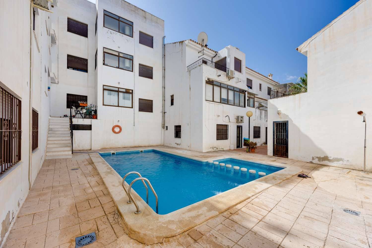 3 Zimmer Apartment zu verkaufen in San Miguel de Salinas mit Pool Garage - 159.990 € (Ref: 10035016)