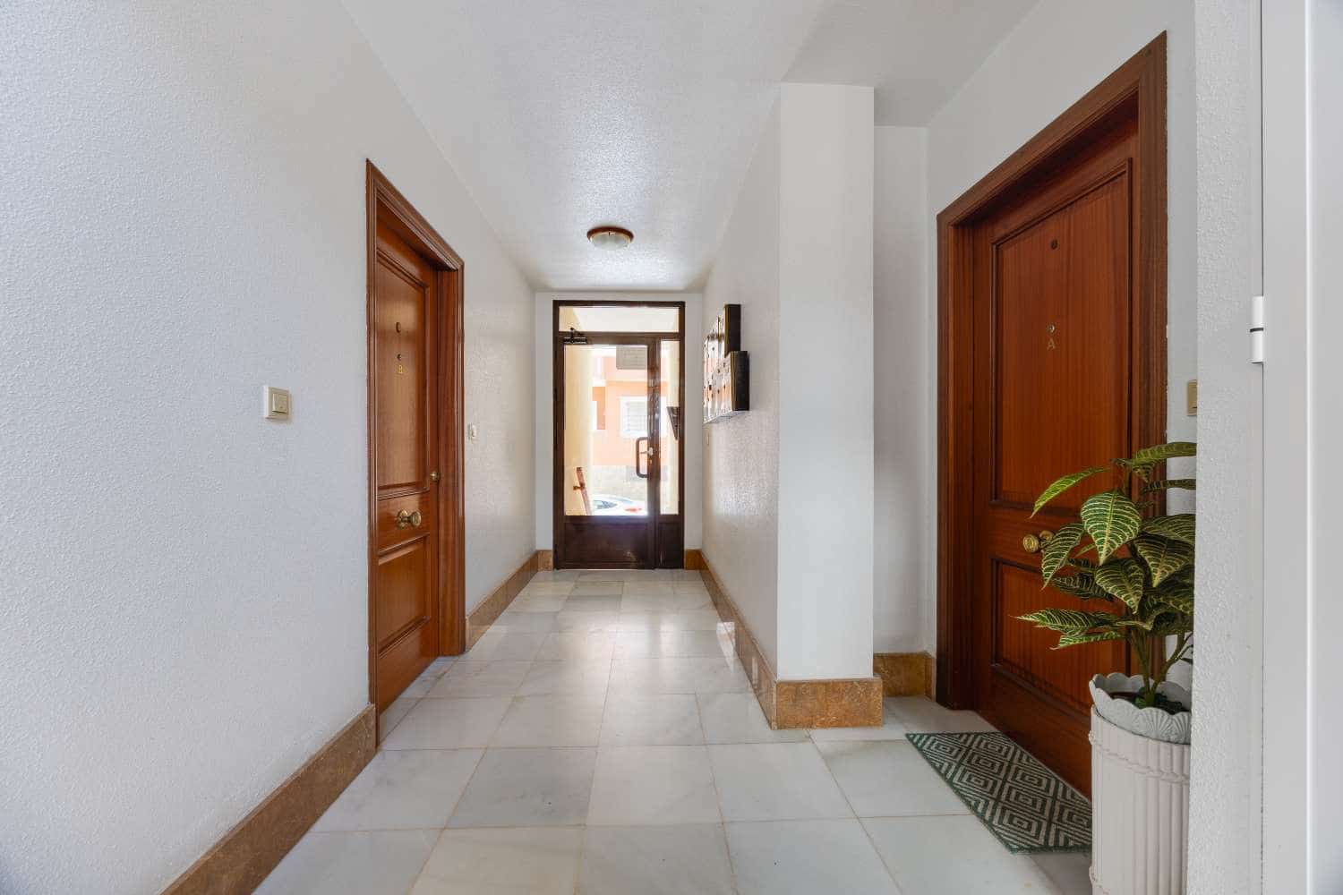 3 Zimmer Apartment zu verkaufen in San Miguel de Salinas mit Pool Garage - 159.990 € (Ref: 10035016)