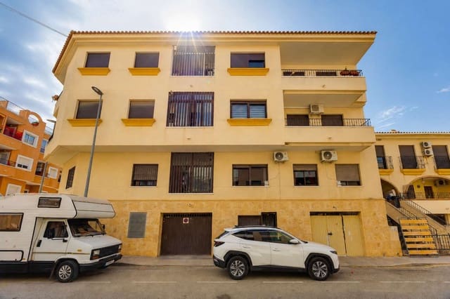 3 Zimmer Apartment zu verkaufen in San Miguel de Salinas mit Pool Garage - 159.990 € (Ref: 10035016)